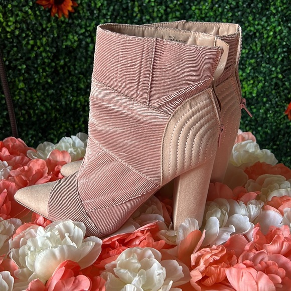 Pink Kelcie Bootie - Picture 3 of 4